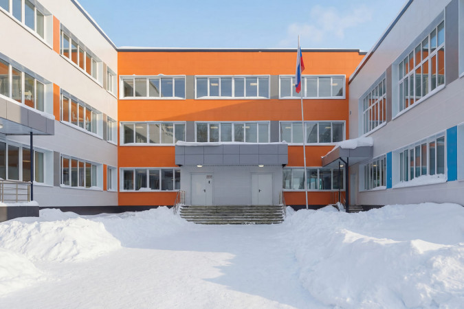 Домодедовский лицей № 3 им. Героя Советского Союза Ю. П. Максимова